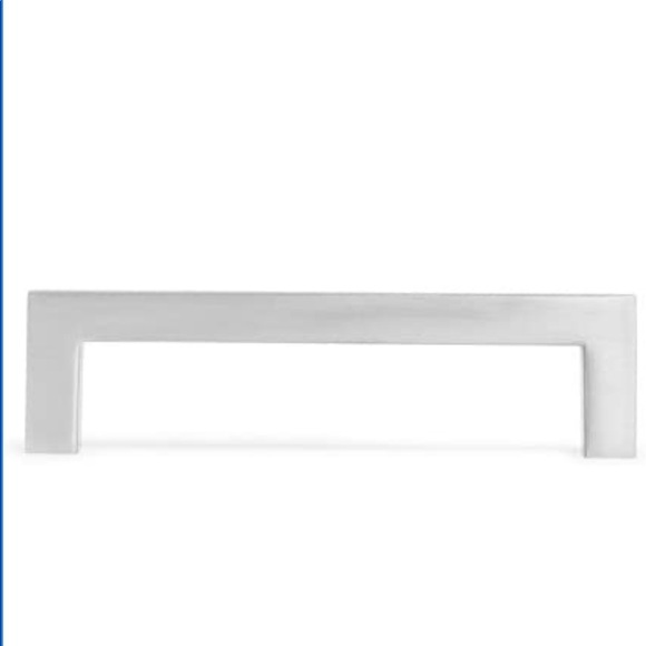 Brushed Silver‎ Hardware - Picture 5 of 6